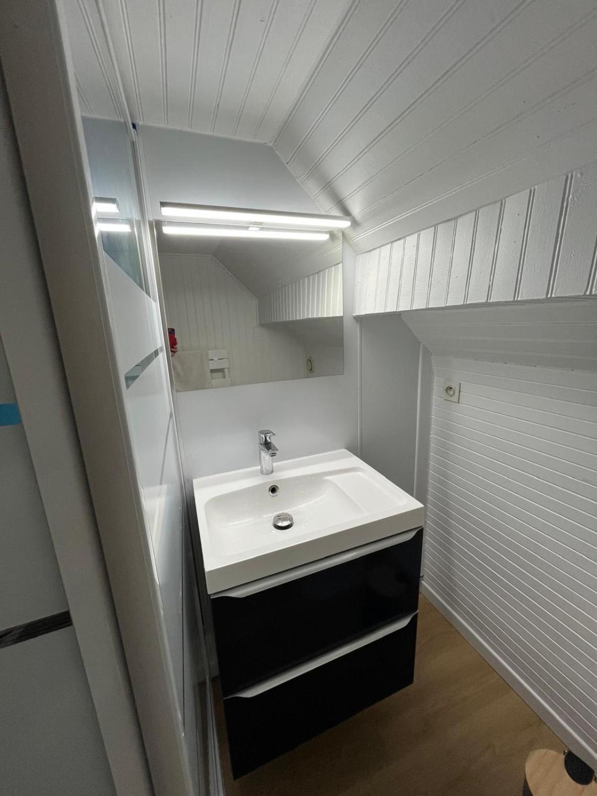 Maison Rue Du Phare Centre Ville Chez Christine 基伯龙 外观 照片